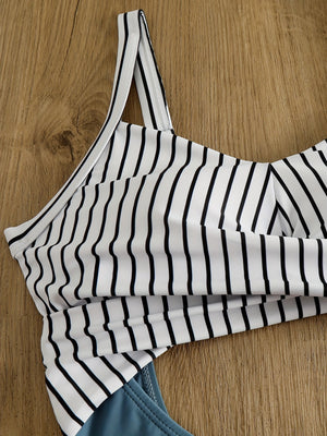 Costume Bicolore con Cut Out