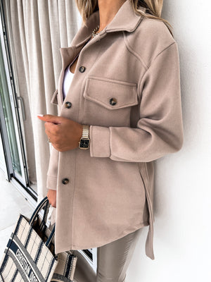 Cappotto Trench Invernale Elegante con Tasche e Cintura – Giulia
