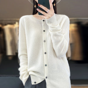 Cardigan Donna Elegante in Lana – Morbido e Termico con Linea Essenziale