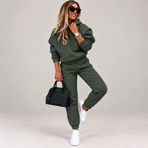Completo Donna con Felpa con Cappuccio e Pantaloni Jogger – Comfort Casual e Stile Sportivo – Carlotta