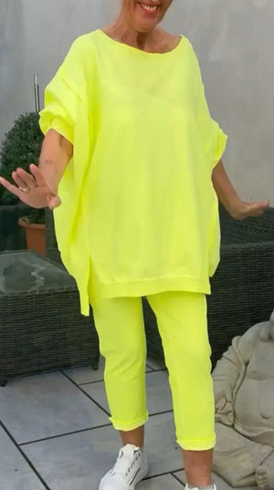 Completo Vivid – Blusa Oversize e Pantaloni Jogger in Cotone per l’Estate