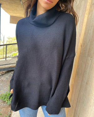 Milla – Maglione Donna Oversize Elegante a Collo Alto