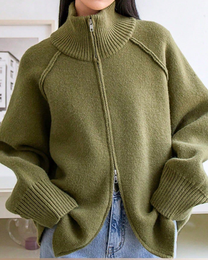 Giacca Donna Elegante Sofia – Modello Lungo con Cerniera e Collo Alto Morbido