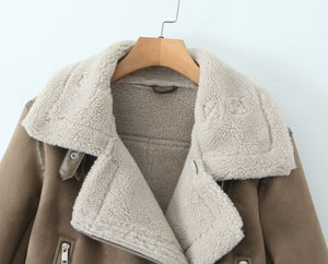 Giacca Invernale Donna in Pile Sherpa – Morbidezza Avvolgente ed Elegante – Giada