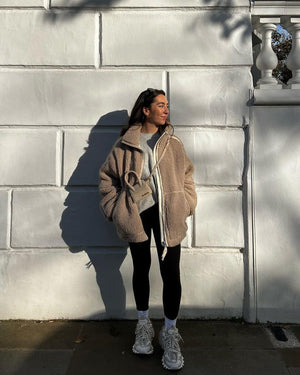 Giacca Invernale Donna in Pile Sherpa – Morbidezza, Calore e Stile Oversize – Elisa