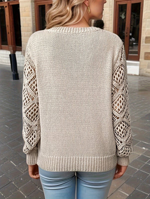 Maglione Donna con Maniche Traforate Effetto Uncinetto e Scollo a V – Eleganza Romantica – Bianca