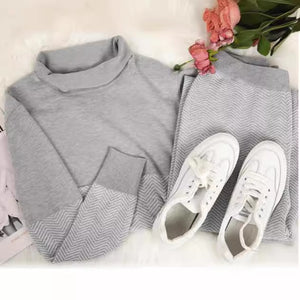 Completo Donna Elegante Giada – Comfort e Stile in Maglia