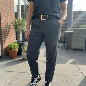 Pantaloni Donna Eleganti a Vita Alta - Linea Slanciante e Tessuto Raffinato - Martina