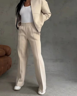 Completo Donna con Giacca con Zip e Pantaloni a Gamba Larga – Comfort e Stile Casual – Alessia