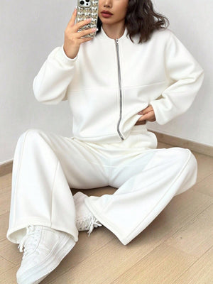 Completo Donna con Felpa con Zip e Pantaloni a Gamba Larga – Linee Strutturate e Comfort – Diana
