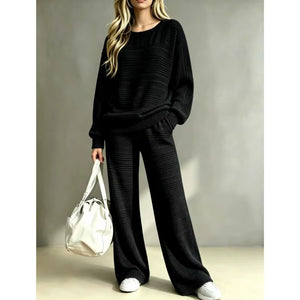 Completo Donna in Maglia Lavorata con Maglione Girocollo e Pantaloni a Gamba Larga – Comfort ed Eleganza – Camilla