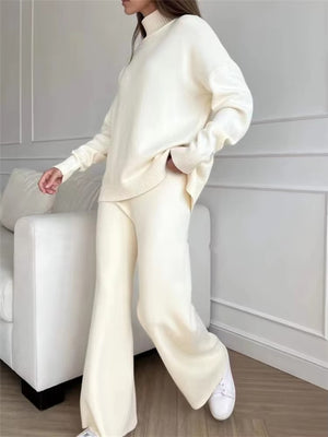 Completo Donna in Maglia con Dolcevita e Pantaloni a Gamba Larga – Morbidezza ed Eleganza Minimal – Martina