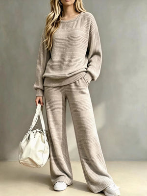 Completo Donna in Maglia Lavorata con Maglione Girocollo e Pantaloni a Gamba Larga – Comfort ed Eleganza – Camilla