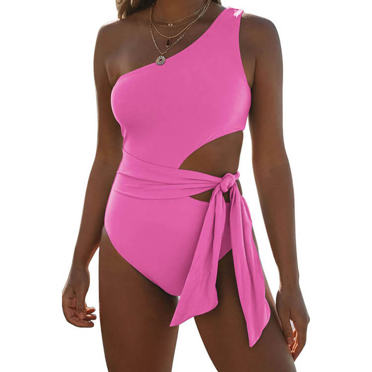 Costume Scollo Asimmetrico con Cut Out e Lacio in Vita