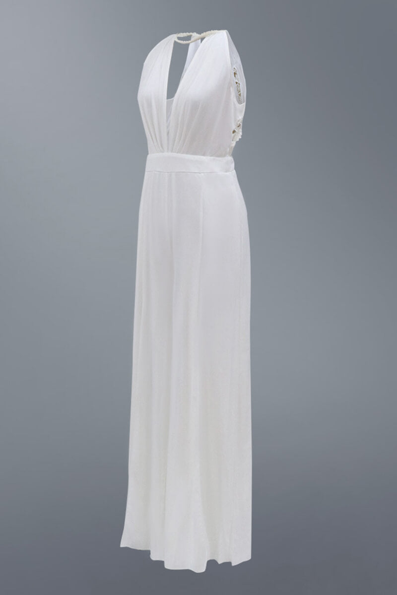 Chiara – Tuta Lunga Elegante Donna con Scollo Profondo, Spacchi e Dettaglio a Perle