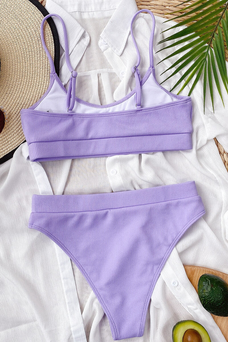 Bikini a Coste con Top a Fascia e Slip Vita Alta