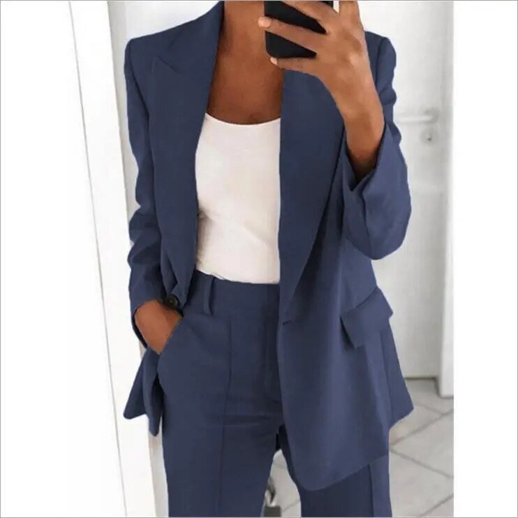 Completo Donna Elegante Bianca – Blazer e Pantaloni con Eleganza e Comfort
