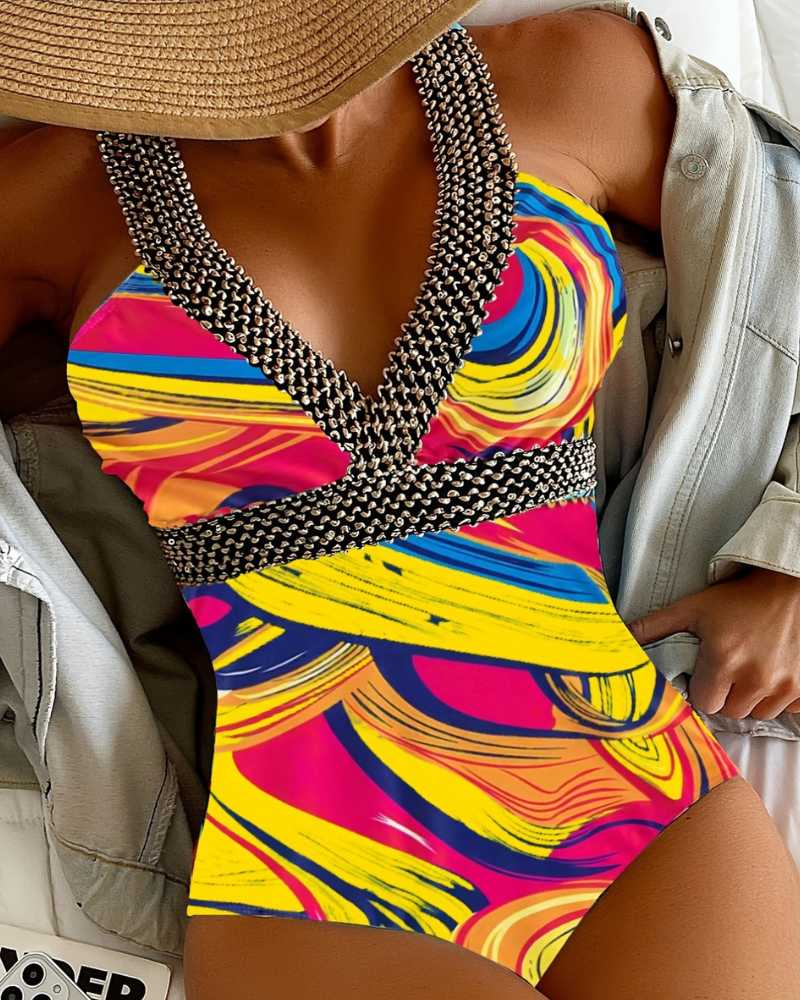 Costume Intero Donna Scollo a V – Stampa Astratta e Dettaglio Perline Dorato