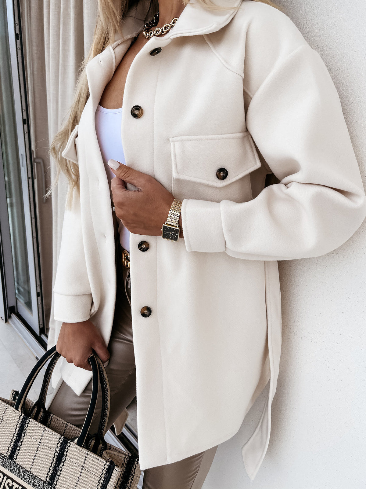 Cappotto Trench Invernale Elegante con Tasche e Cintura – Giulia