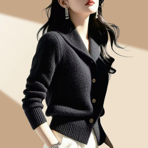 Cardigan Donna Elegante – Morbido, Versatile e con Colletto a Revere