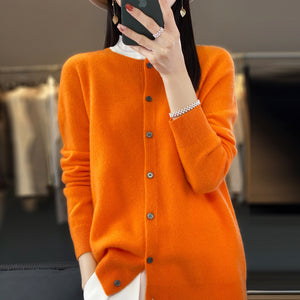 Cardigan Donna Elegante in Lana – Morbido e Termico con Linea Essenziale