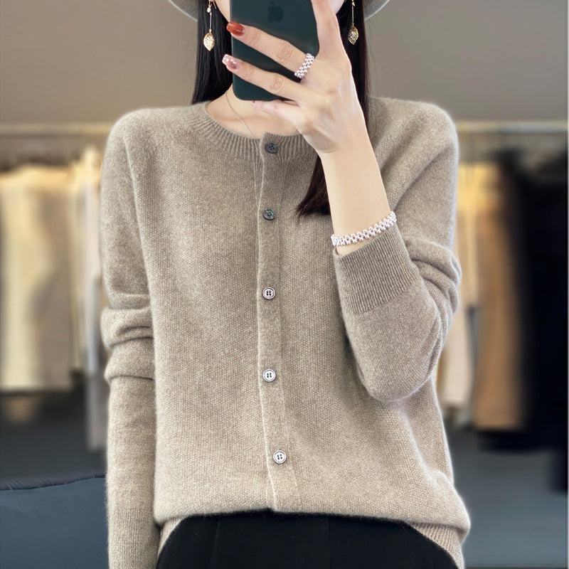 Cardigan Donna Elegante in Lana – Morbido e Termico con Linea Essenziale