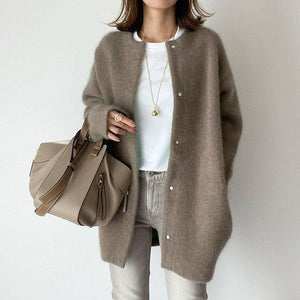 Cardigan Donna Lungo in Maglia Soffice – Eleganza Casual e Comfort Quotidiano – Beatrice