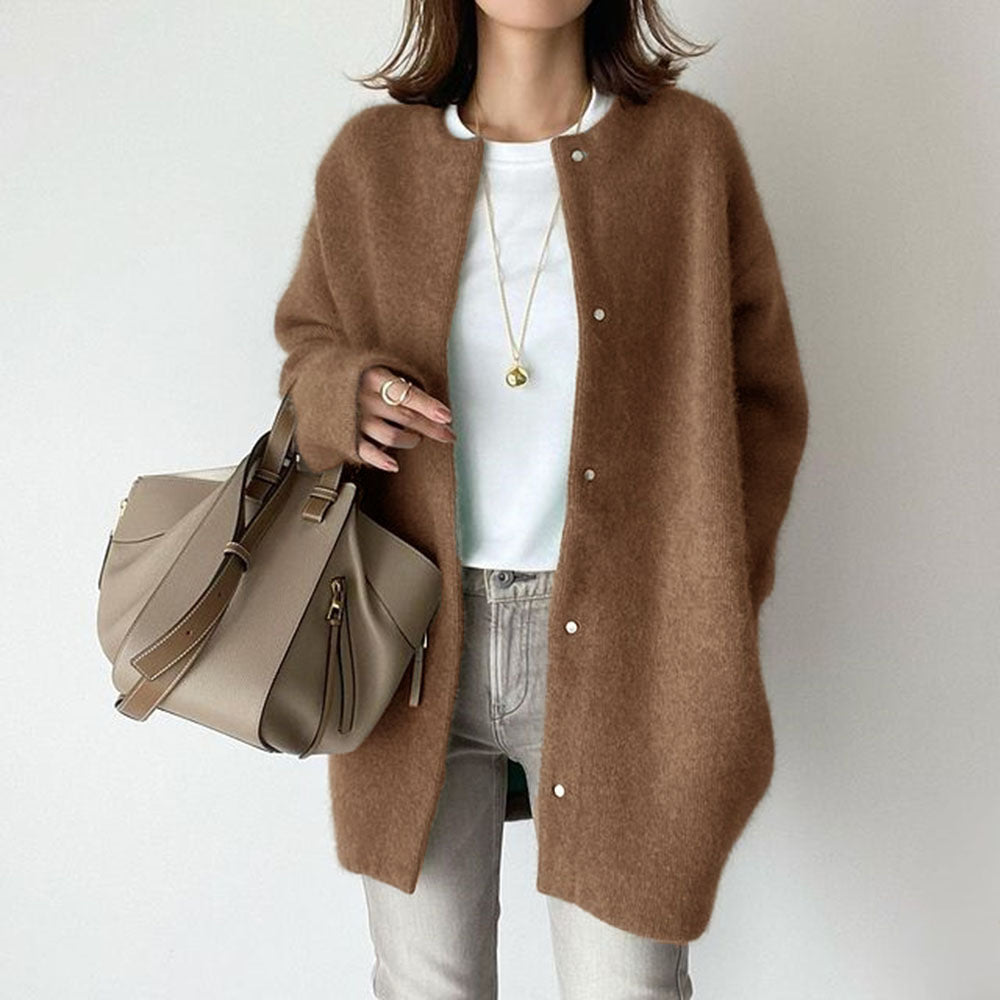 Cardigan Donna Lungo in Maglia Soffice – Eleganza Casual e Comfort Quotidiano – Beatrice