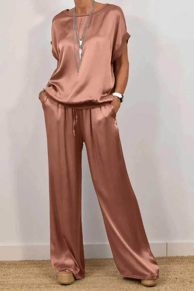 Completo Donna Elegante in Raso con Blusa e Pantalone – Valentina