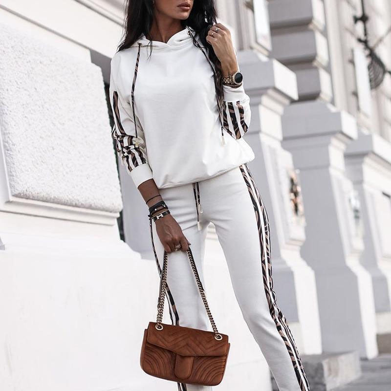 Completo Donna Pullover e Pantaloni con Dettagli Animalier – Stile Casual Chic – Serena
