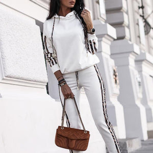 Completo Donna Pullover e Pantaloni con Dettagli Animalier – Stile Casual Chic – Serena