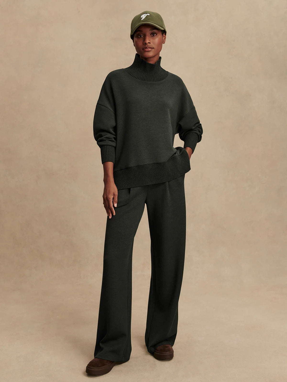 Completo Donna Maglione e Pantalone Invernale – Morbido, Elegante e Versatile – Alessia