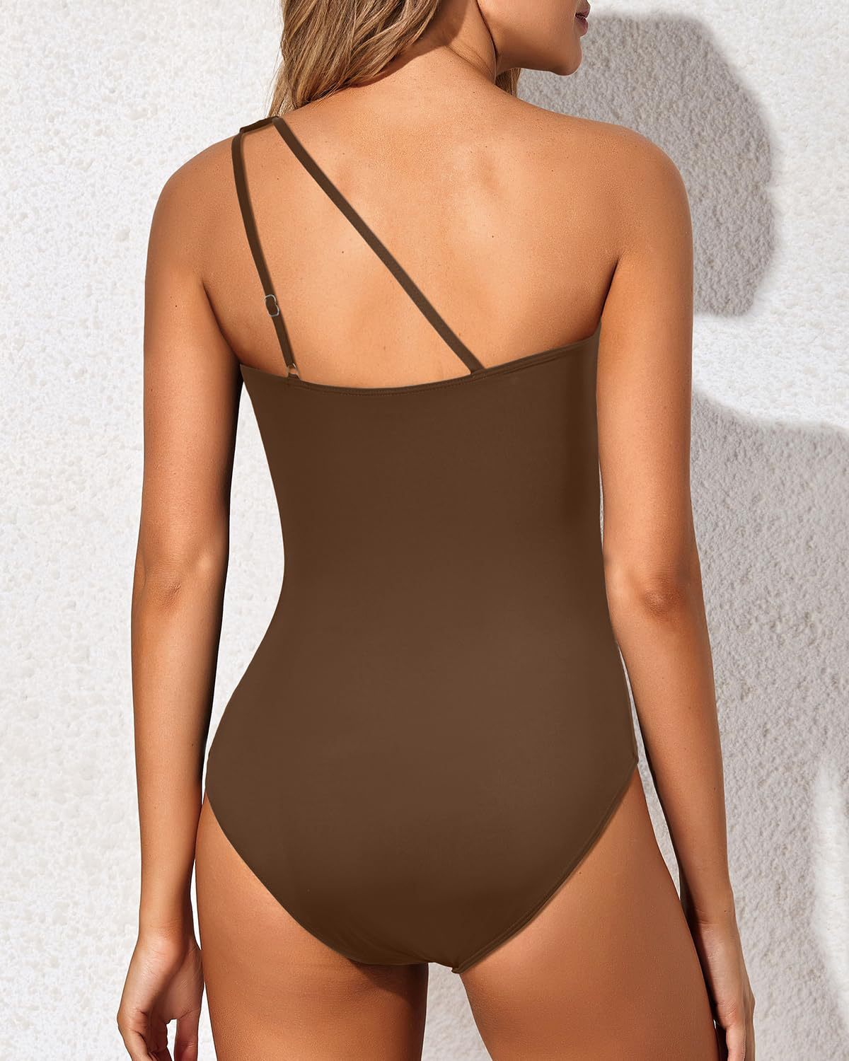 Costume Intero Monospalla Contenitivo – Drappeggio e Cut-Out
