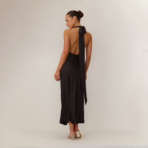 Vestito Sofia – Eleganza Fluida con Dettaglio Halter