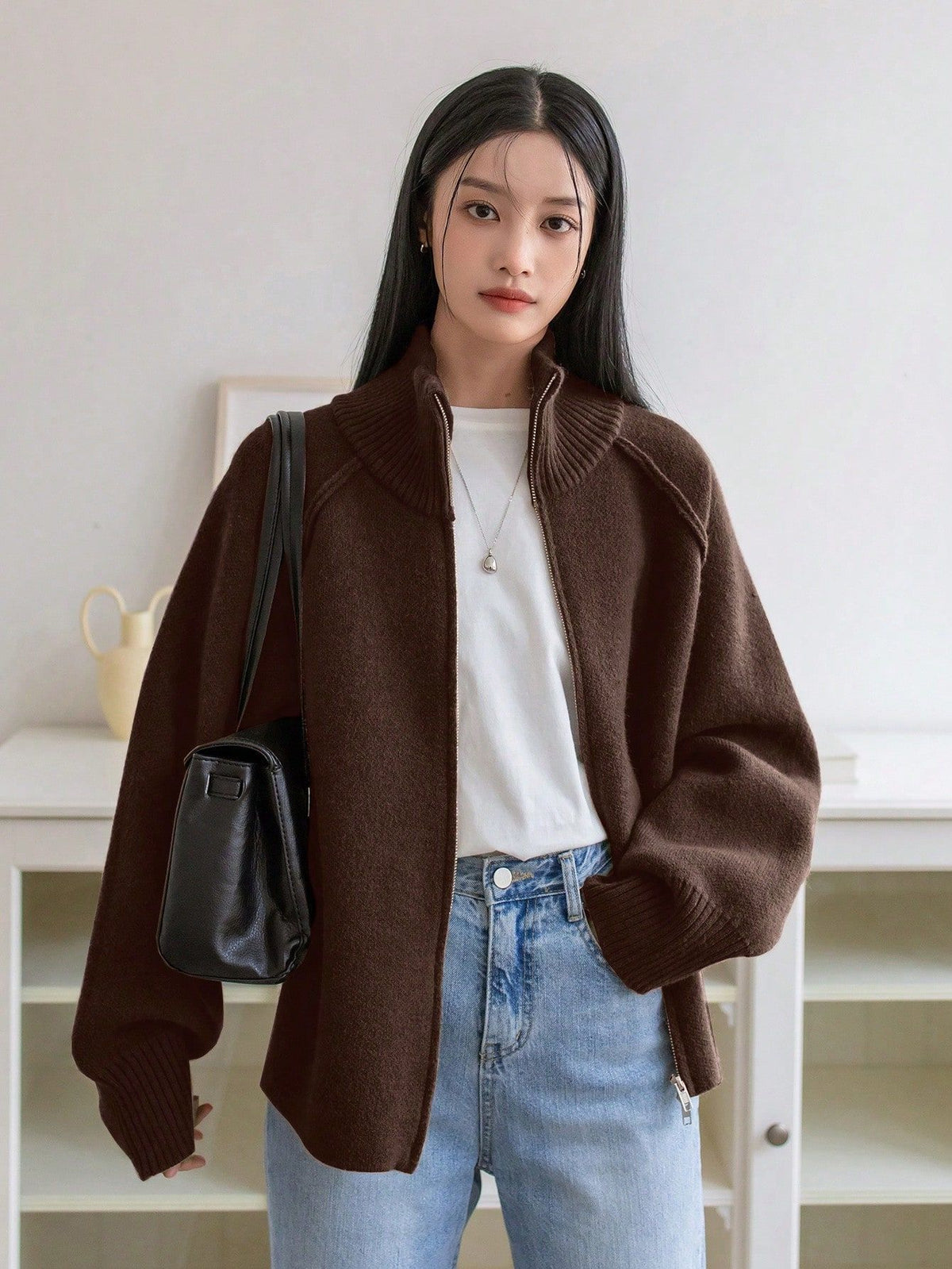 Giacca Donna Elegante Sofia – Modello Lungo con Cerniera e Collo Alto Morbido