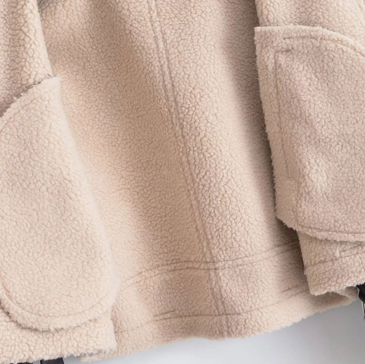 Giacca Invernale Donna in Pile Sherpa – Calore Deciso e Stile Iconico – Claudia