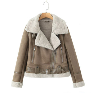 Giacca Invernale Donna in Pile Sherpa – Morbidezza Avvolgente ed Elegante – Giada
