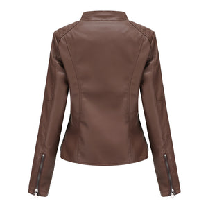 Giacca in Pelle da Donna – Eleganza Decisa e Fascino Intramontabile – Valentina