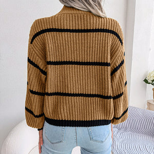 Maglione Donna Dolcevita a Righe – Stile Invernale Caldo ed Elegante