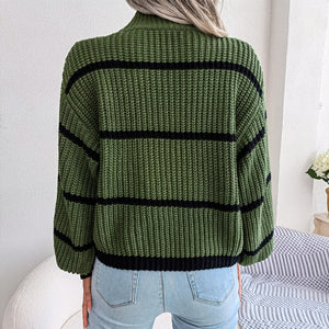 Maglione Donna Dolcevita a Righe – Stile Invernale Caldo ed Elegante