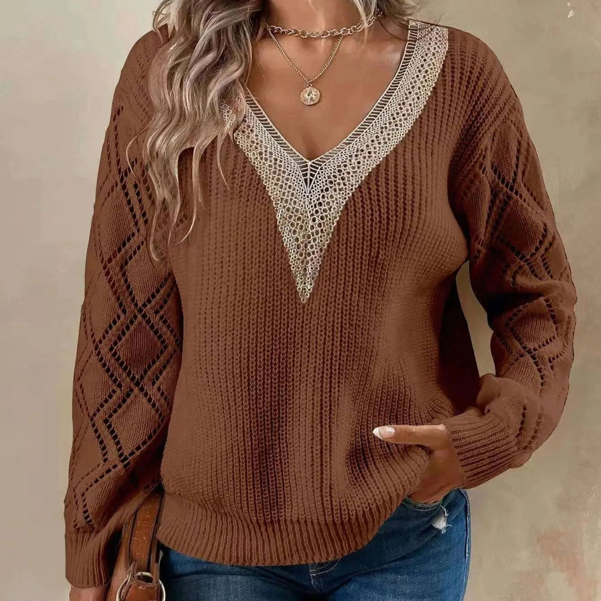 Maglione Donna Elegante con Scollo a V in Pizzo e Maniche Traforate – Elena