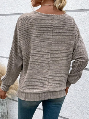 Maglione Donna Nora – Scollo Ampio e Maglia Morbida a Coste