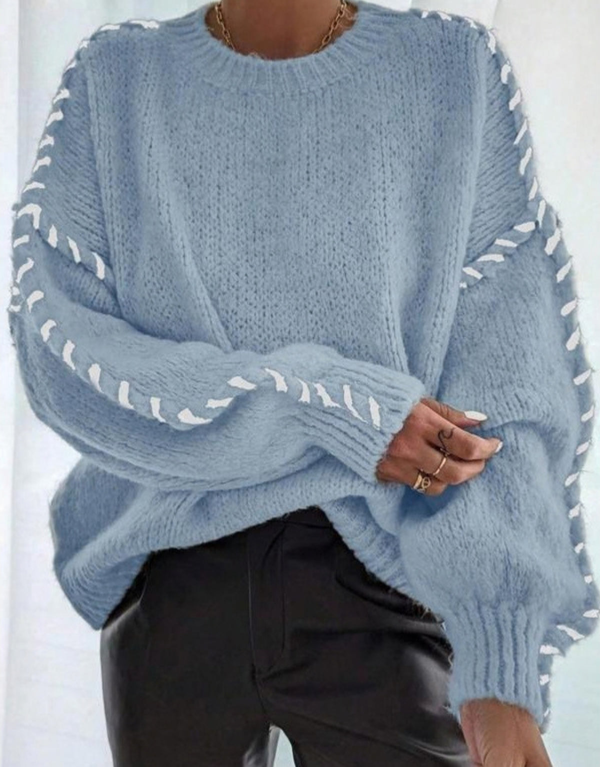 Maglione Donna Oversize con Cuciture a Contrasto sulle Maniche – Stile Artigianale – Rebecca