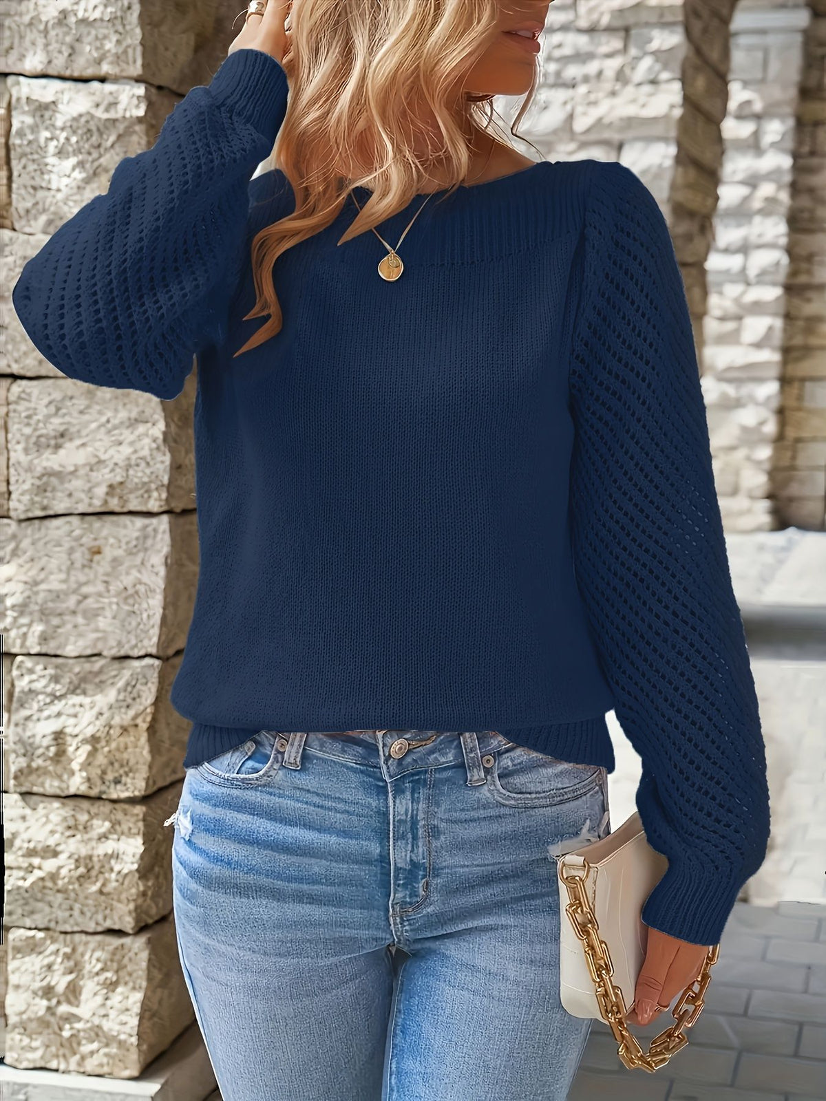 Maglione Donna con Scollo Quadrato e Maniche Traforate – Eleganza Femminile – Carlotta