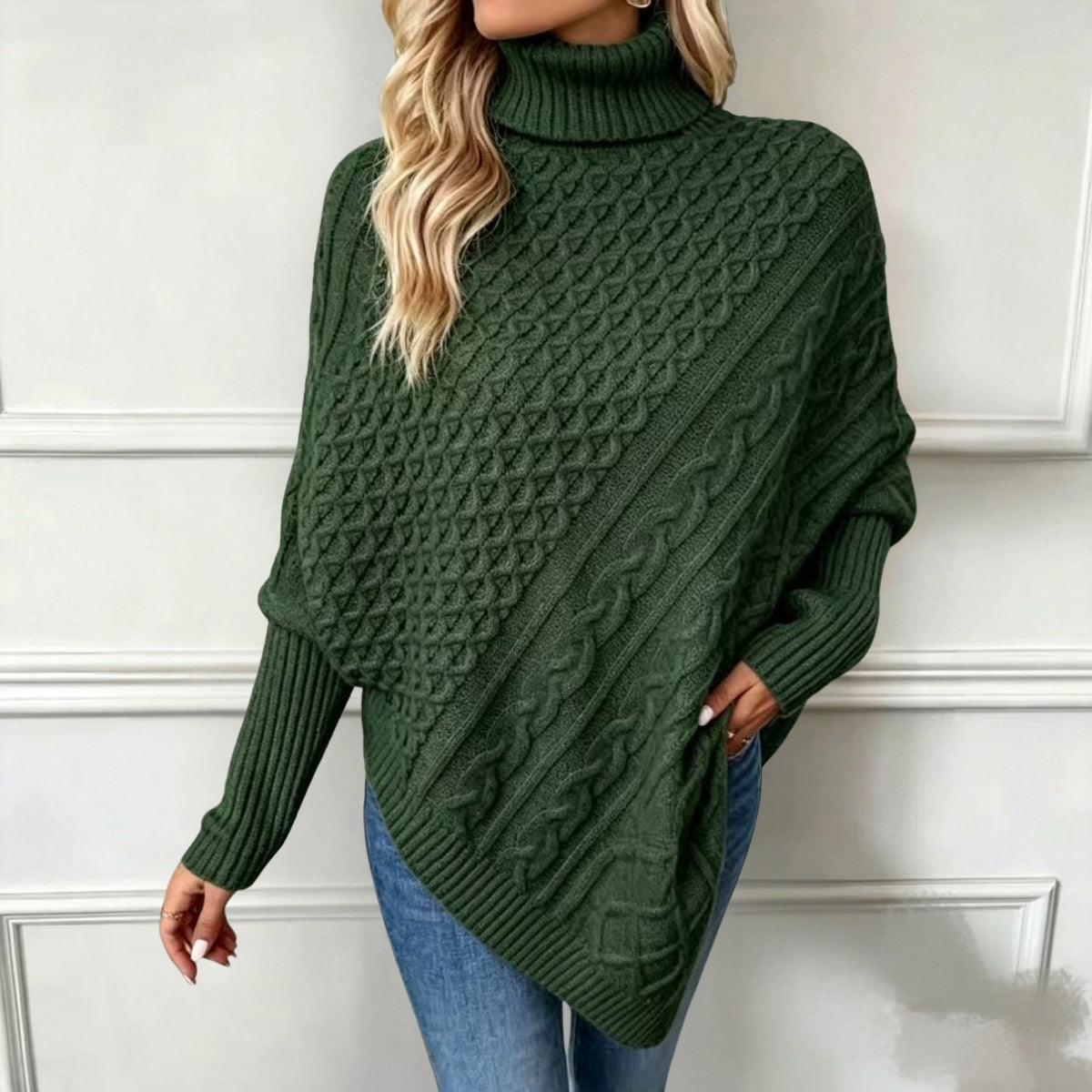 Maglione Poncho Donna a Collo Alto con Lavorazione a Trecce – Eleganza Avvolgente – Beatrice