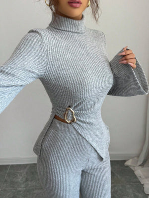 Completo Donna Elegante con Blusa a Costine e Pantaloni a Zampa – Beatrice