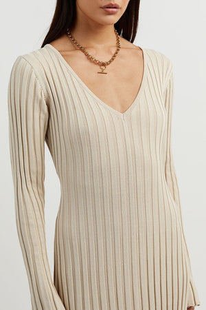 Vestito Lungo in Maglia con Scollo a V e Maniche Lunghe