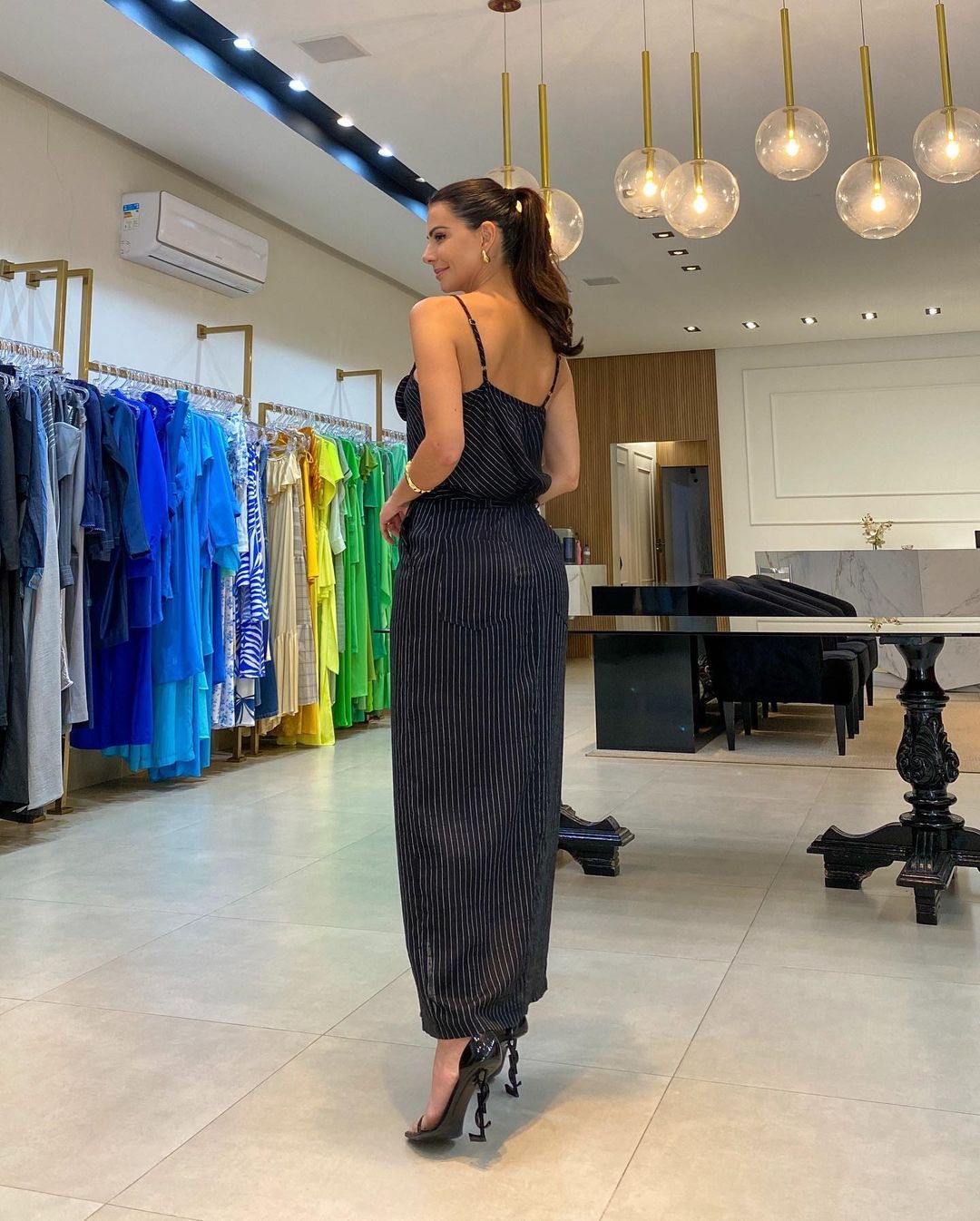 Completo Top Fiore e Gonna Midi con Apertura