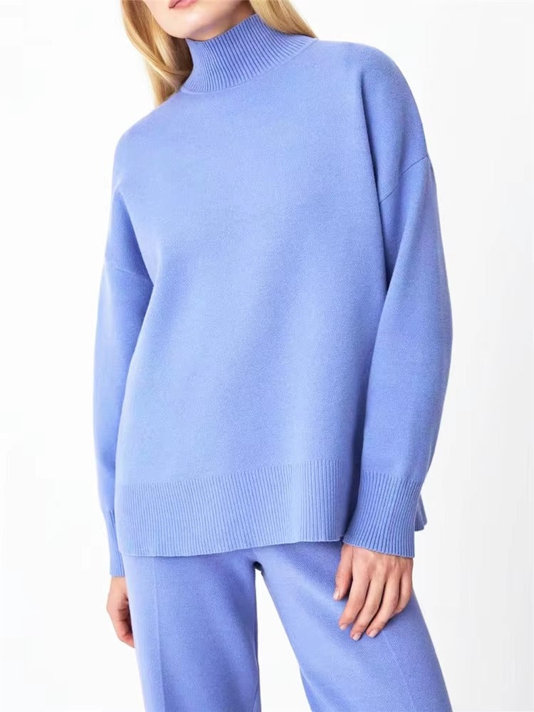 Completo Donna in Maglia con Dolcevita e Pantaloni a Gamba Larga – Morbidezza ed Eleganza Minimal – Martina