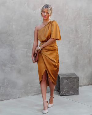 Vestito Midi Asimmetrico Satinato Elegante